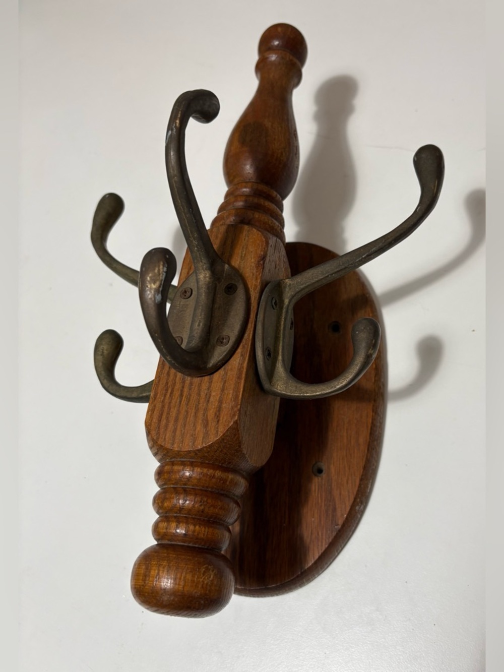 Rustic Vtg Oak Coat Hook Rack Solid Wooden And Brass Wall Mounted Hat & Coat B